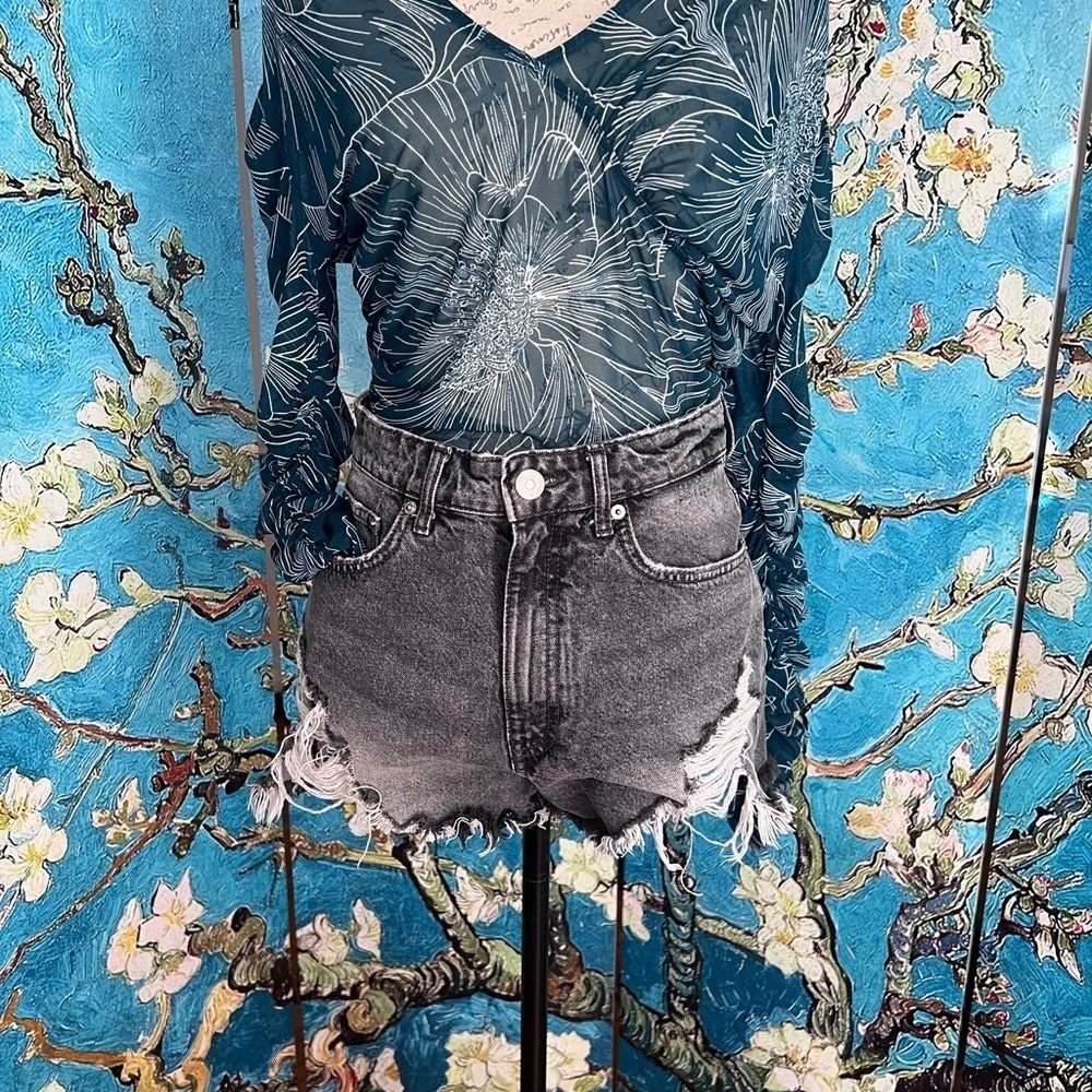 SZ 4, Black denim shorts by Zara